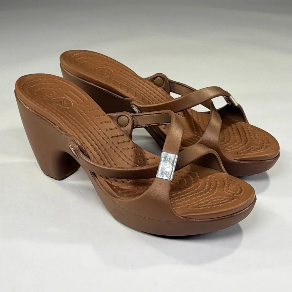 NEW Crocs Cyprus Heel Sandal Women 10 Bronze Metallic Strappy Rare Retro Comfort